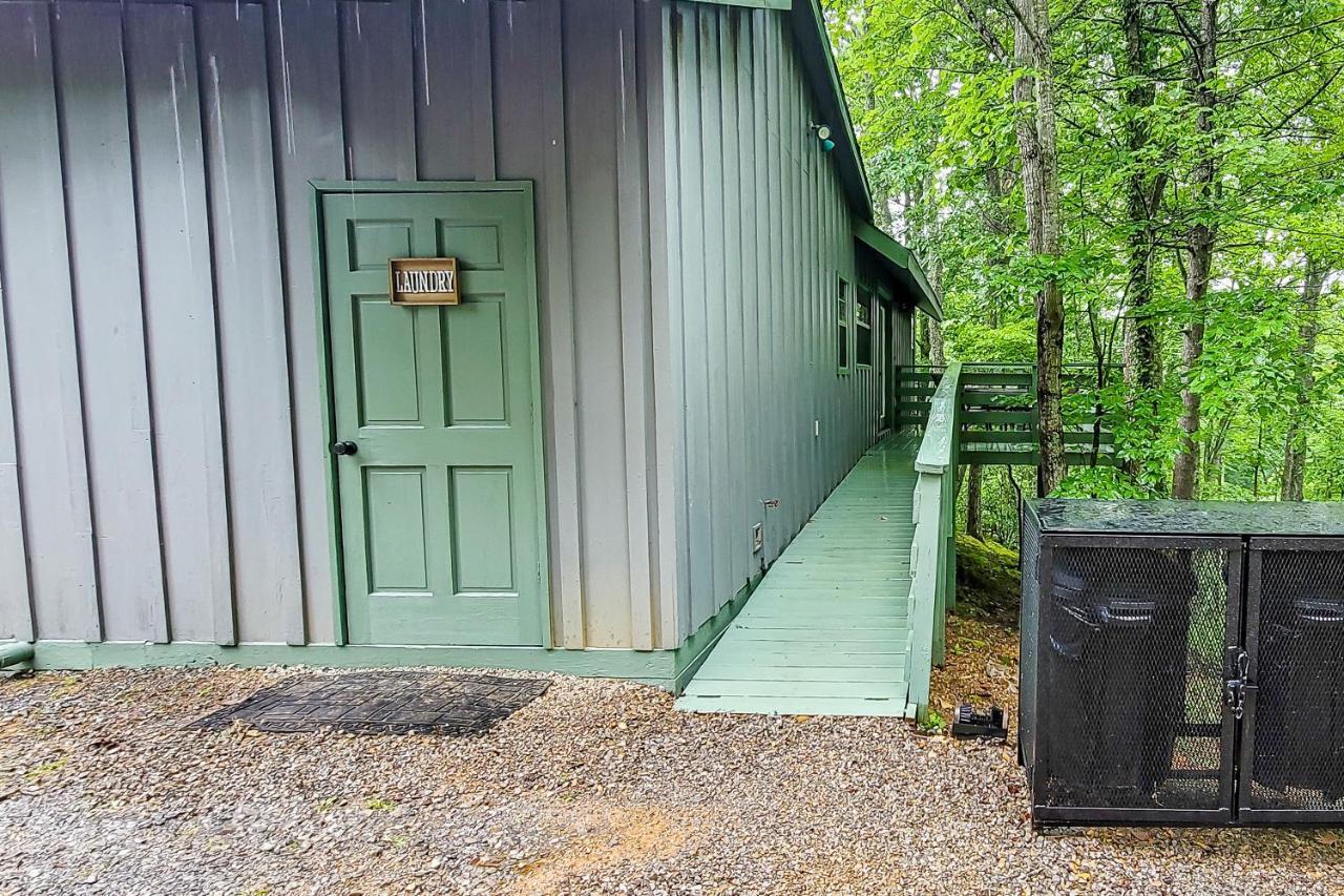 Hideaway Overlook * Sevierville